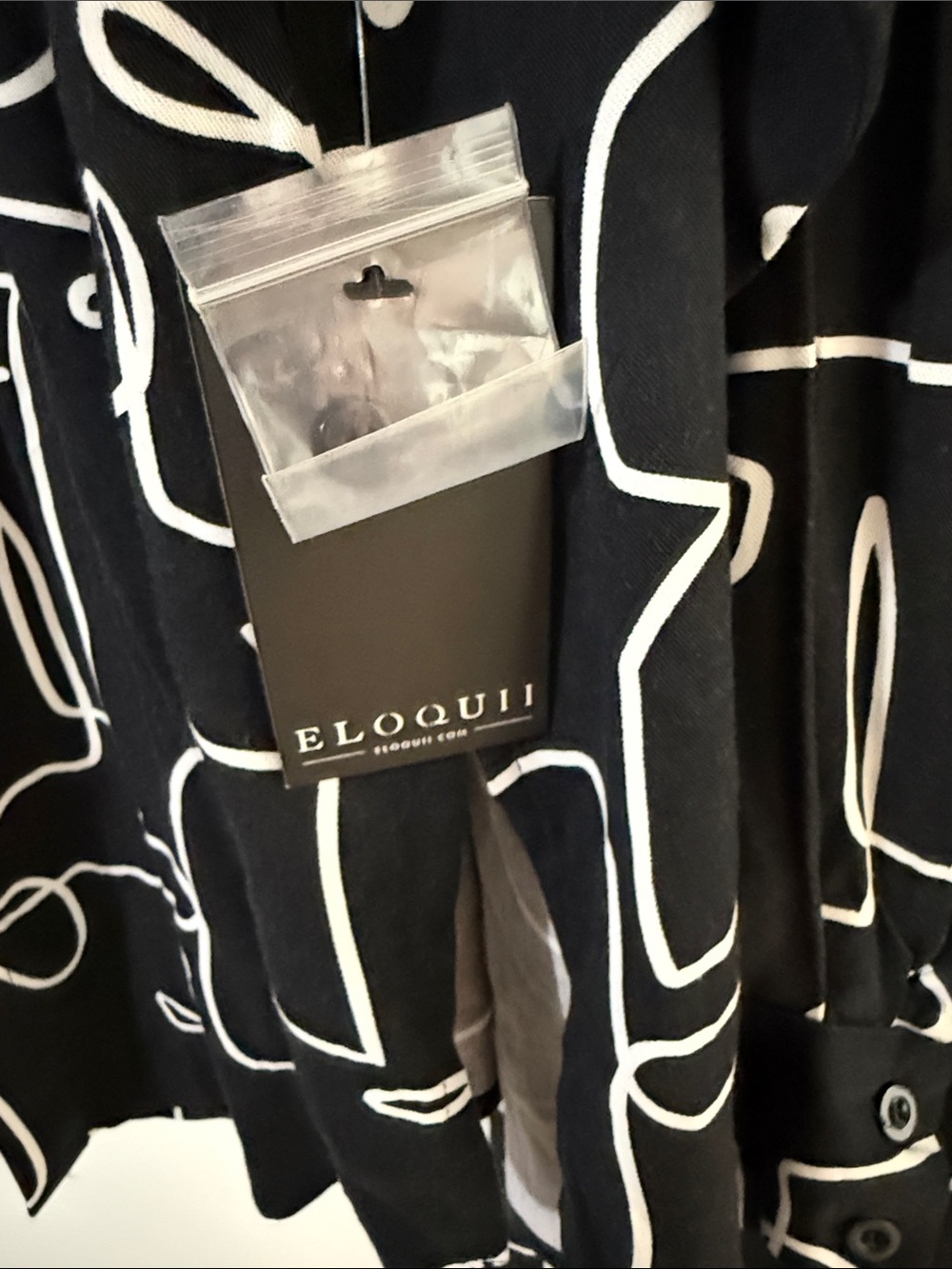 Eloquii Black & White Abstract Line Set - Picture 2 of 5